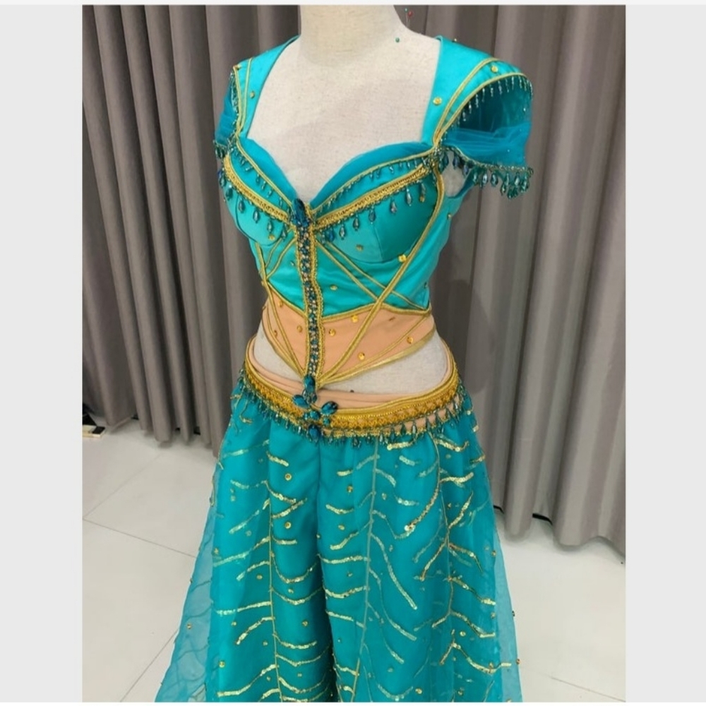 Jasmine Cosplay Costume Live Action by Molly Nguyen